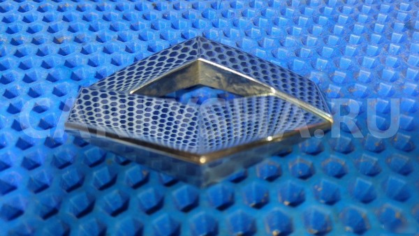 Эмблема Renault Logan 1 Renault Logan 