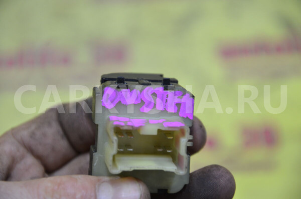 Блок управления стеклоподъемниками Renault Duster оригинальный номер 254118044R