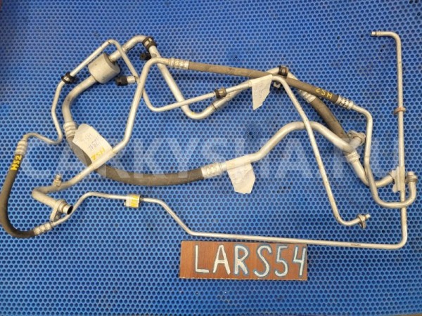 Трубка кондиционера Renault Duster 2012 924402863R HSA F4R Renault Duster 