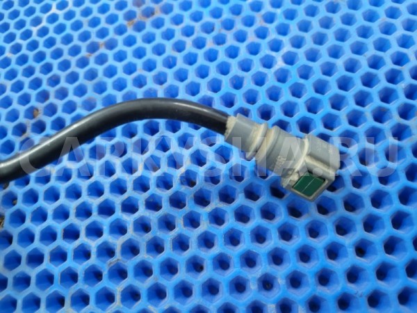 Трубка топливная Renault Sandero 2015 B8MV K7M Renault Sandero 