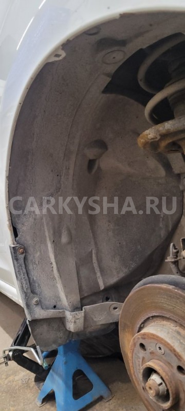 Подкрылок Renault Logan 2015 L8MV K7MA812, передний правый Renault Logan 