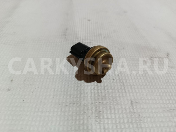 Датчик температуры жидкости Renault Duster оригинальный номер 8200421597
