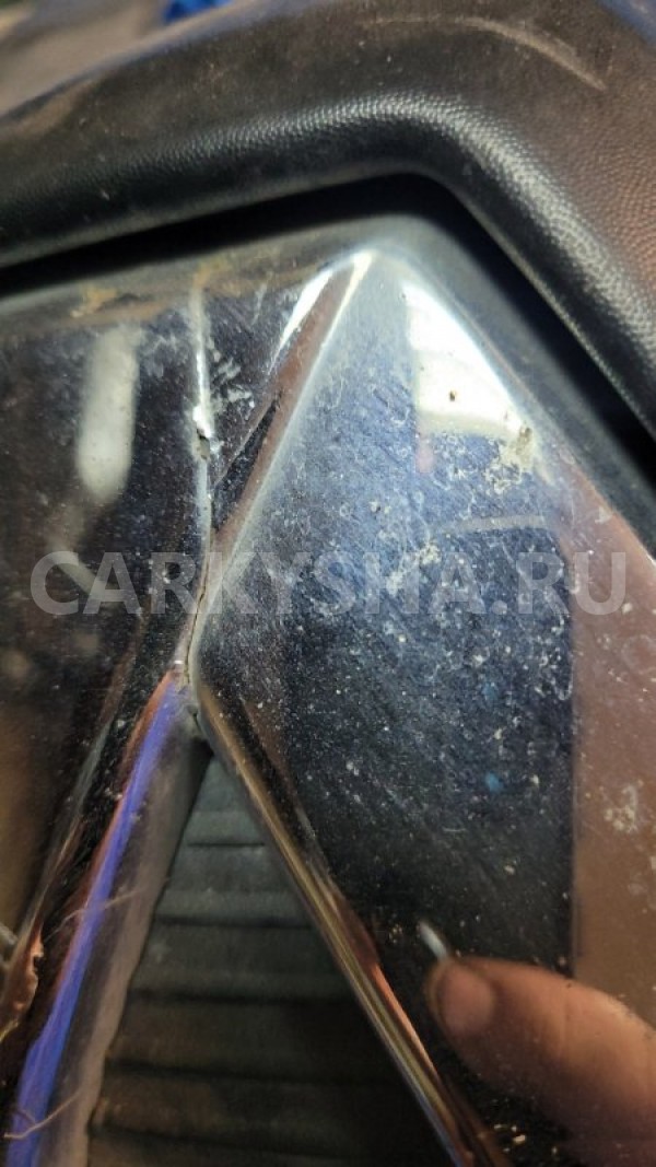 Решетка радиатора Renault Logan 2014 623107605R L8MV K7M Renault Logan 