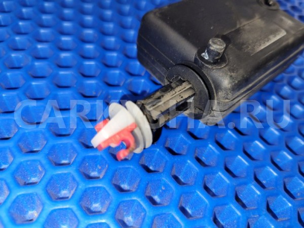 Актуатор замка багажника Renault Logan 2018 L8A9 K4M Renault Logan 