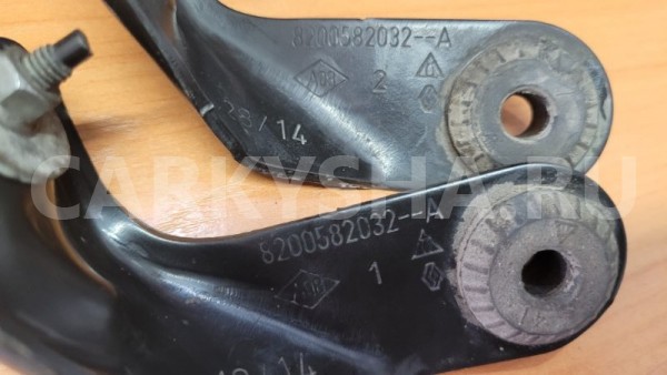 Крепление радиатора Nissan Almera 2014 8200582032 G15 K4M Nissan Almera 