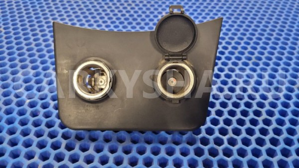 Прикуриватель Hyundai Solaris 2011 846211R000 RB G4FA Hyundai Solaris 