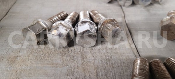 Болт колесный Nissan Almera 2014 G15 K4M Nissan Almera 