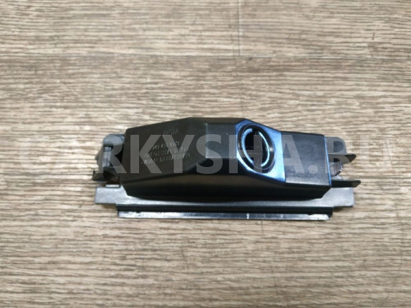 Фонарь подсветки номера Renault Sandero оригинальный номер 8200957874