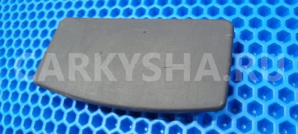 Заглушка кузова Renault Logan 2014 8200362601 L8MV K7M Renault Logan 