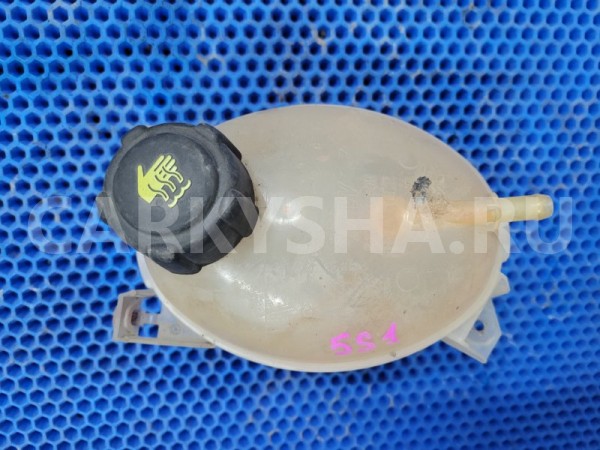 Бачок расширительный Renault Sandero 2015 217107259R B8MV K7M Renault Sandero 